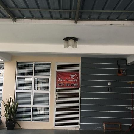 Miker Homestay Seri Iskandar Ngoại thất bức ảnh