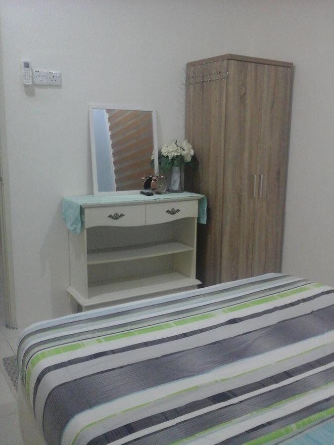 Miker Homestay Seri Iskandar Ngoại thất bức ảnh